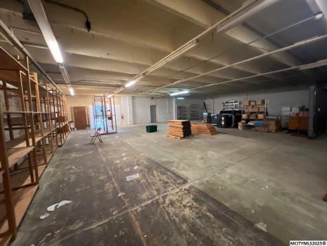 1604 S Pierce Mason City IA 50401