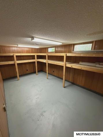 404 S Monroe Mason City IA 50401