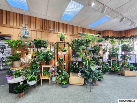 923 4th SW Mason City IA 50401