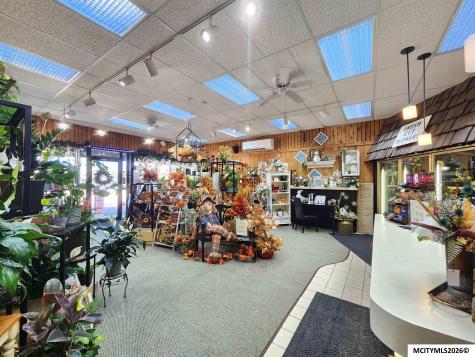 923 4th SW Mason City IA 50401