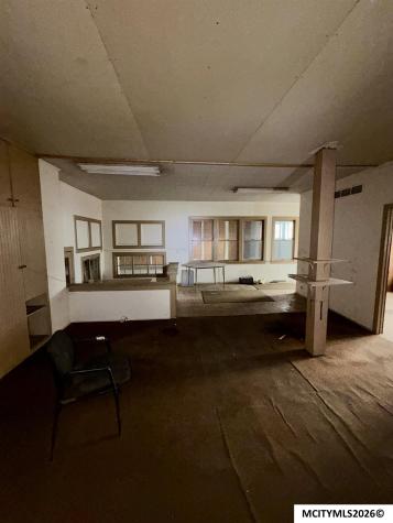 22 10th SW Mason City IA 50401
