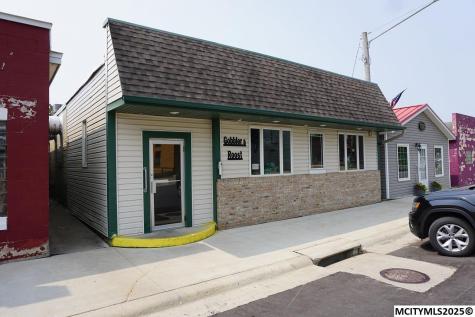 306 3rd Street Grafton IA 50440