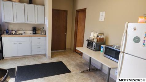 1408 & 1410 6th SW Mason City IA 50401