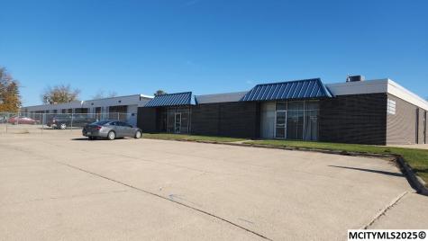 1408 & 1410 6th SW Mason City IA 50401