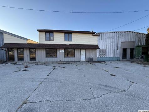 20966 Monroe Street Mason City IA 50401