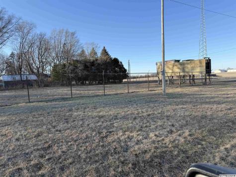 20966 Monroe Street Mason City IA 50401