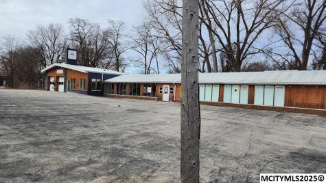 712 Highway 18 E Clear Lake IA 50428