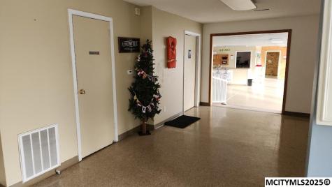 712 Highway 18 E Clear Lake IA 50428