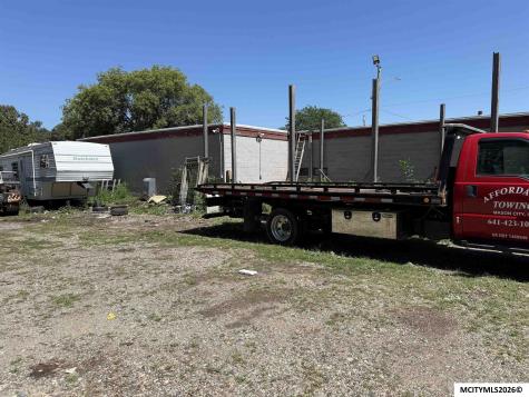 818 S Washington Mason City IA 50401