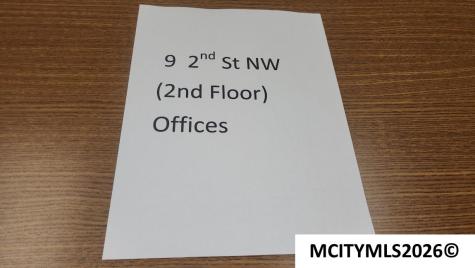 122-124 N Federal Mason City IA 50401