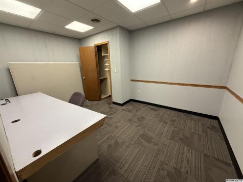 641 S Delaware Mason City IA 50401