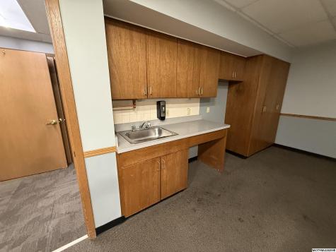 641 S Delaware Mason City IA 50401