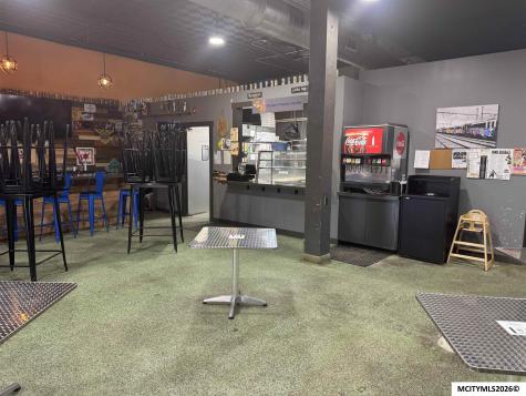 30 E State Street Mason City IA 50401