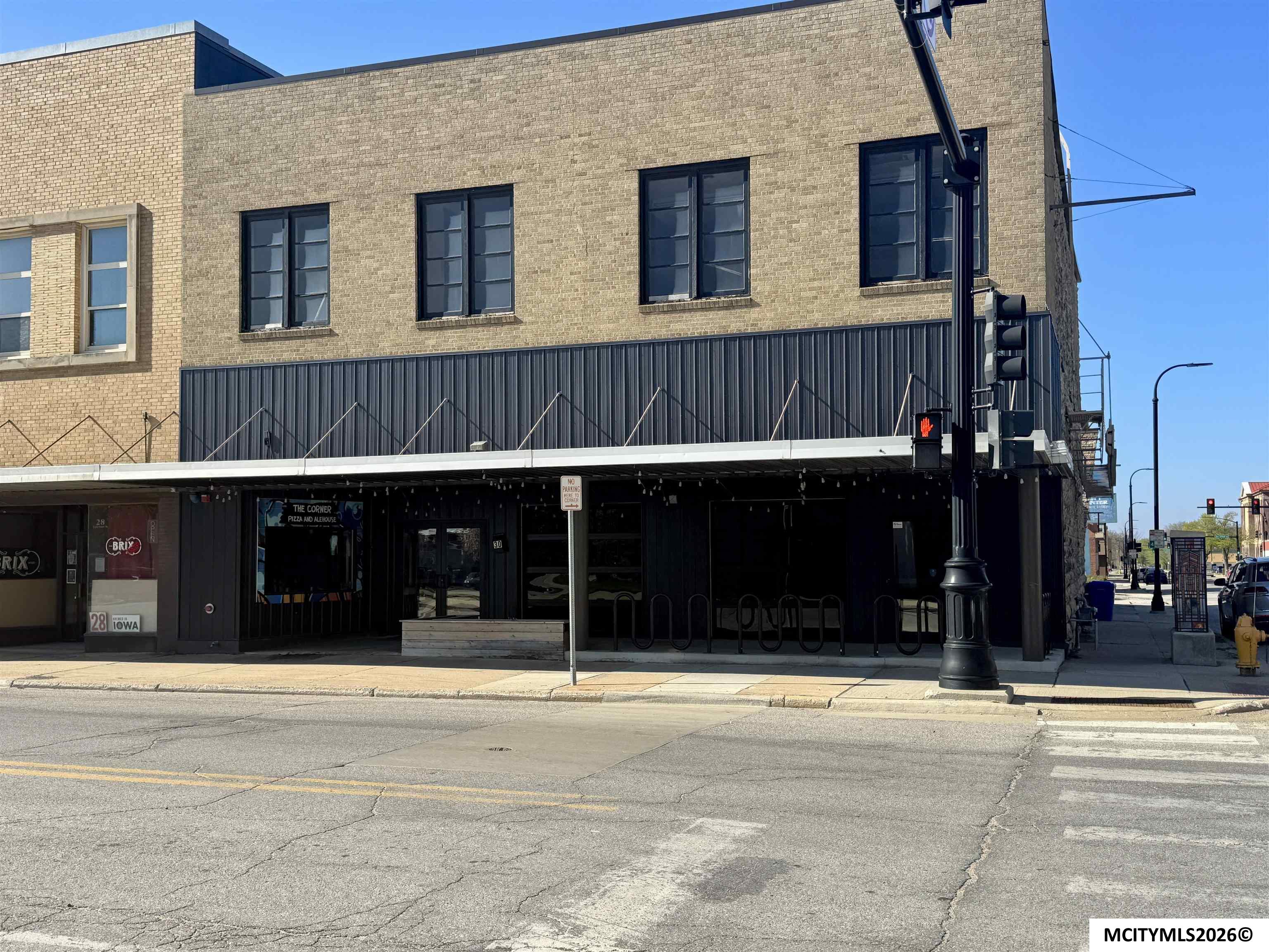 30 E State Street Mason City IA 50401
