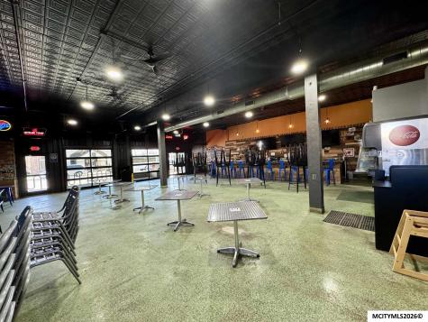30 E State Street Mason City IA 50401
