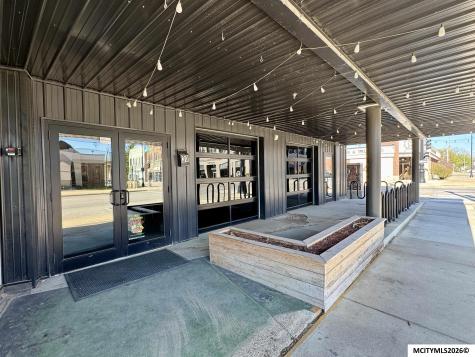 30 E State Street Mason City IA 50401