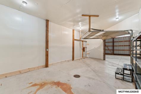 15715 Delaware Avenue Mason City IA 50401