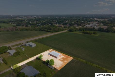15715 Delaware Avenue Mason City IA 50401