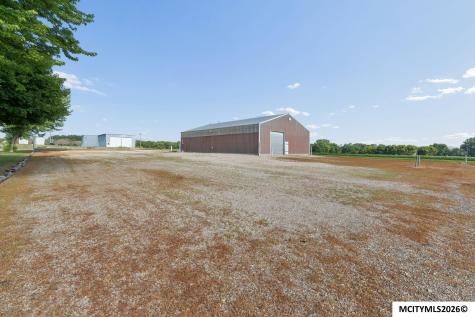15715 Delaware Avenue Mason City IA 50401