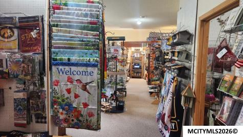 707 1st SW Mason City IA 50401