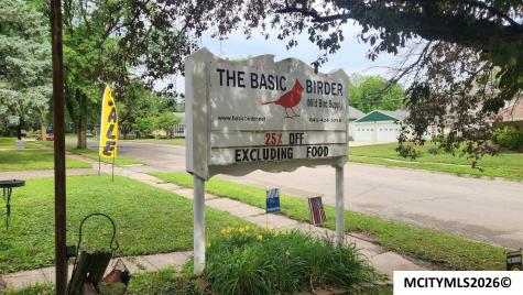 707 1st SW Mason City IA 50401