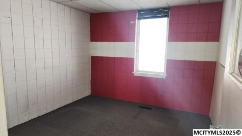 4499 4th Street SW Mason City IA 50401