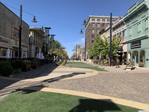 7 S Federal Mason City IA 50401