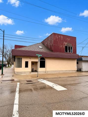 125 1st SE Mason City IA 50401