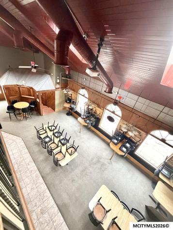 125 1st SE Mason City IA 50401