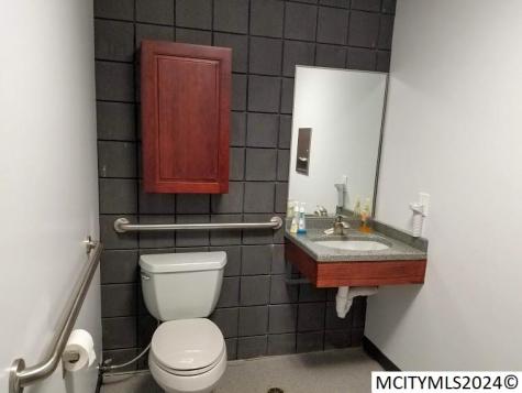 524 Village Green Drive Mason City IA 50401