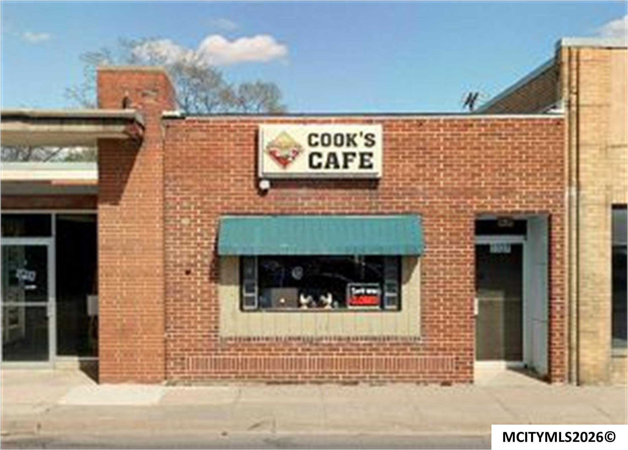 1327 N Federal Mason City IA 50401