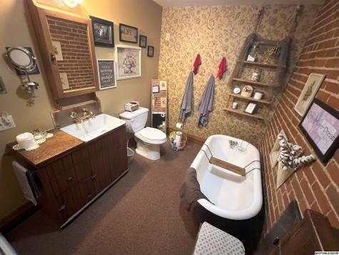 721 Main Osage IA 50461