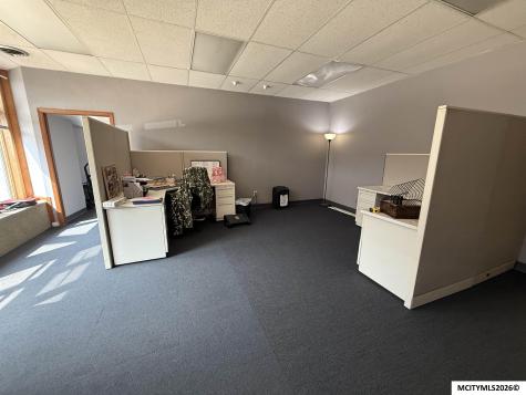 101 S Delaware Mason City IA 50401