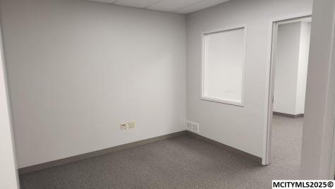 202 1st SE Mason City IA 50401