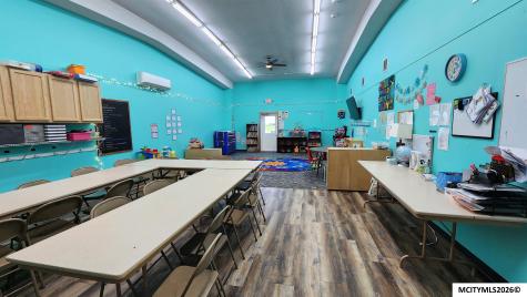 1809 Central Avenue Northwood IA 50459