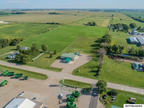 1809 Central Avenue Northwood IA 50459