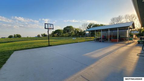 1809 Central Avenue Northwood IA 50459