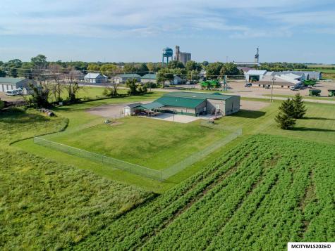 1809 Central Avenue Northwood IA 50459