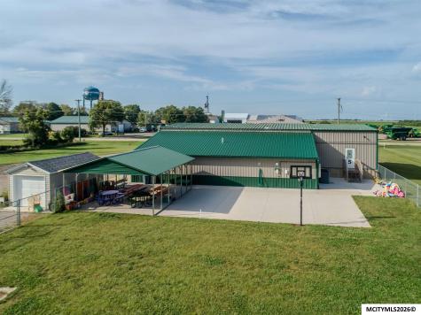 1809 Central Avenue Northwood IA 50459