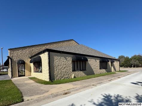 2960 4th SW Mason City IA 50401