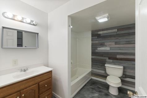 815 N 40th Street Clear Lake IA 50428