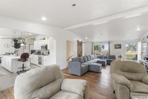 815 N 40th Street Clear Lake IA 50428