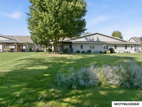 1441 Birch Drive Mason City IA 50401