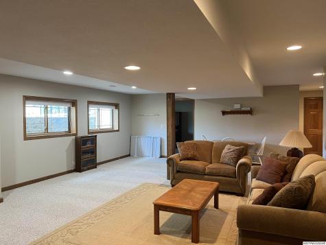 1416 N Kentucky Mason City IA 50401