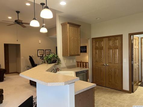 1416 N Kentucky Mason City IA 50401