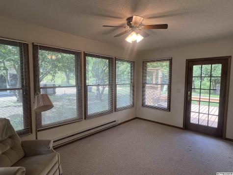 2004 Hunters Ridge Drive Mason City IA 50401