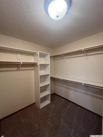 2004 Hunters Ridge Drive Mason City IA 50401