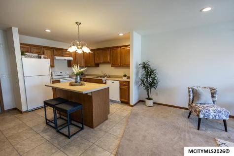 809 7th Ave N #211 Clear Lake IA 50428