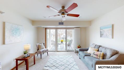 809 7th Ave N #211 Clear Lake IA 50428