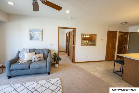 809 7th Ave N #211 Clear Lake IA 50428